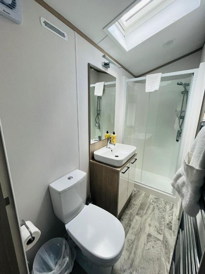 Fir Tree Lodge With Hot Tub ヨーク エクステリア 写真