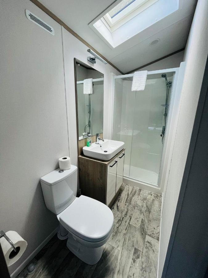 Fir Tree Lodge With Hot Tub ヨーク エクステリア 写真